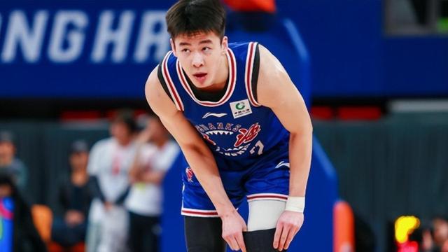 内蒙古队遭遇失败，需增强实力