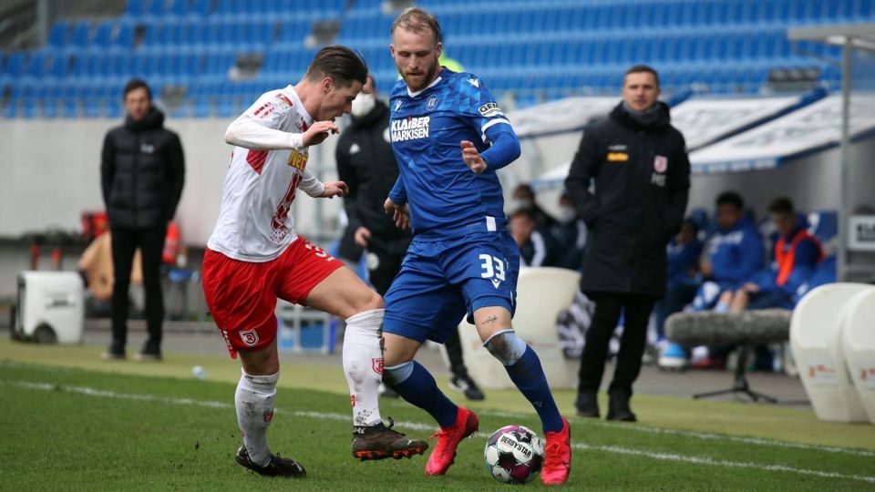 雷根斯堡队防守受挫丢球频繁的简单介绍