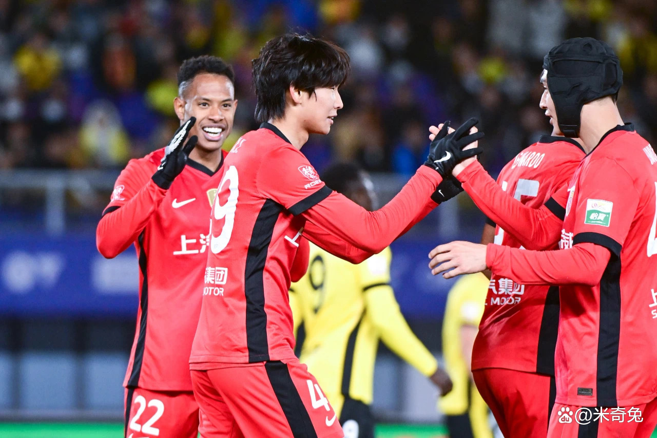 关于上港主场逼平苏宁，争冠优势稍稍消减的信息